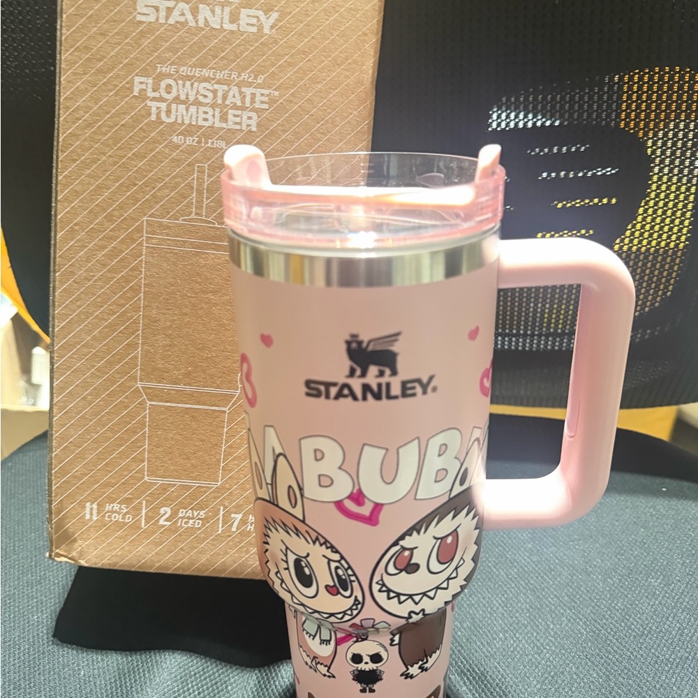 Stanley Pink valentine edition Tumbler